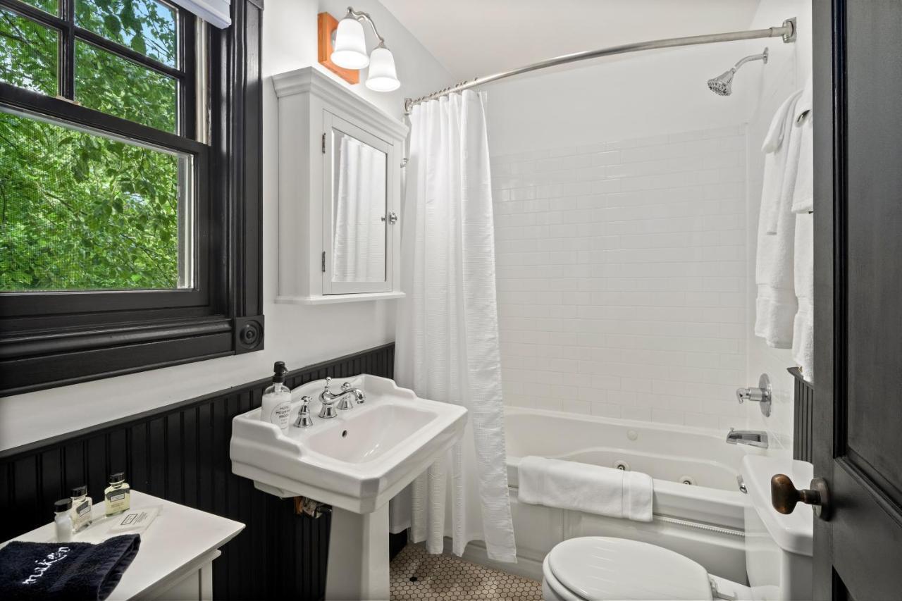 Hotel Mountain Brook Tannersville ภายนอก รูปภาพ